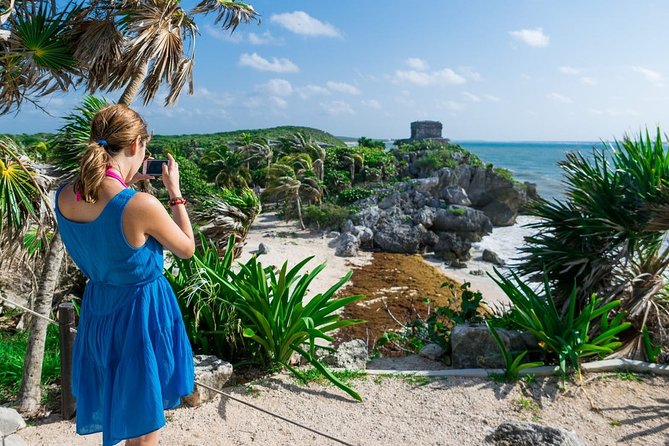 4 PLACES 1 DAY Tour to Coba and Tulum Ruins, Cenote and Playa del Carmen. - Stop 1: Tulum ruins and the beach-view payoff