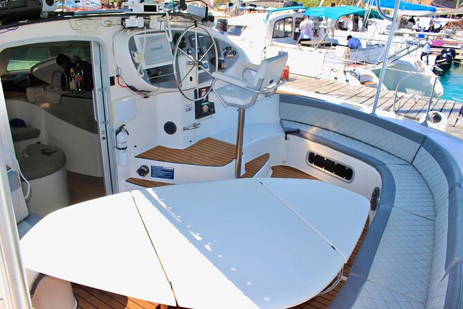 4hrs / 46ft Catamaran Private Charter From Cancun to Isla Mujeres - Should you book this Cancun Boats catamaran charter?