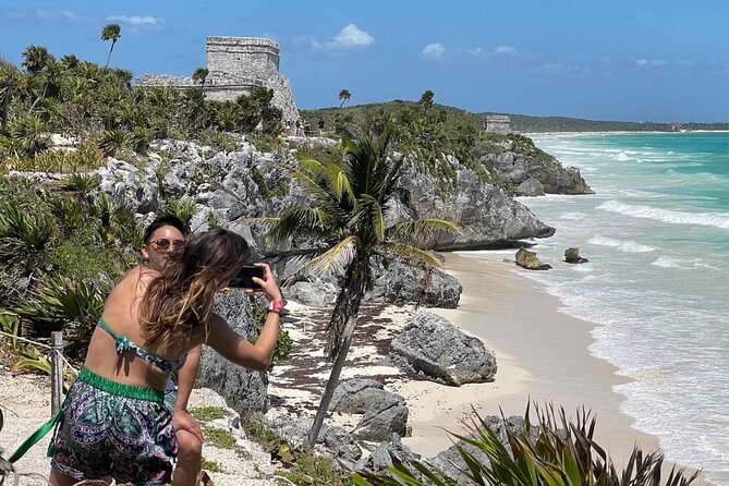 4x1 Full Day Tour: Tulum, Coba, Cenote and PDC, from Cancun - The Bus Ride: Panoramic Windows and Scheduled Transitions