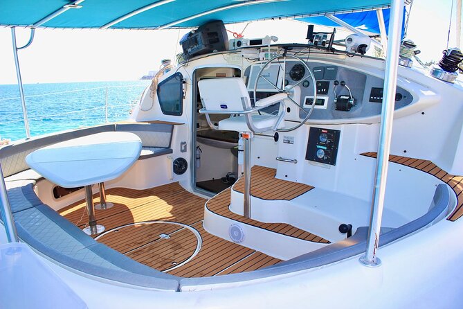 7hrs / 46ft Catamaran Private Charter From Cancun to Isla Mujeres - Pricing and value: $2,290 per group only makes sense if you know your goal