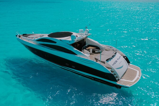 82 Feet Mega Yacht Rental up to 15pax in Cancun - Why an 82-foot private yacht beats the Cancun crowd