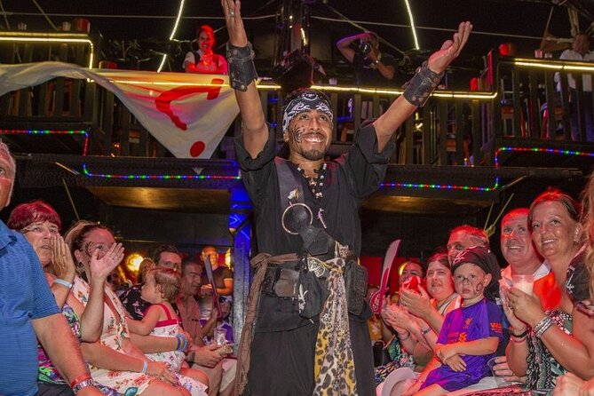 Amazing pirate dinner in Cancun, you must be here! - The open bar: included fun for 18+