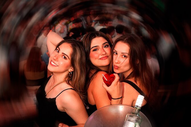 Bar Crawl Madness Tour in Cancun - The Part That Actually Changes the Experience: Hosts and VIP-Style Access