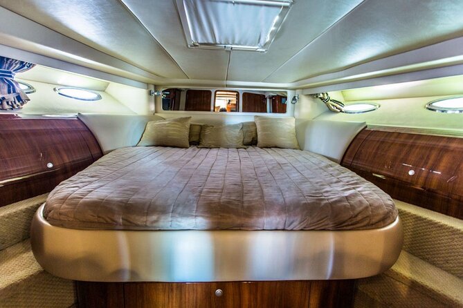 Beautiful SUNDANCER 60ft Private yacht / 18PAX 25P15 - Best Moments: What a Good Day on This Yacht Looks Like