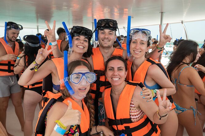 Best Catamaran Isla Mujeres tour with Open bar, lunch, snorkel - Stop 4 again: the open bar return sail (and optional paddle time)