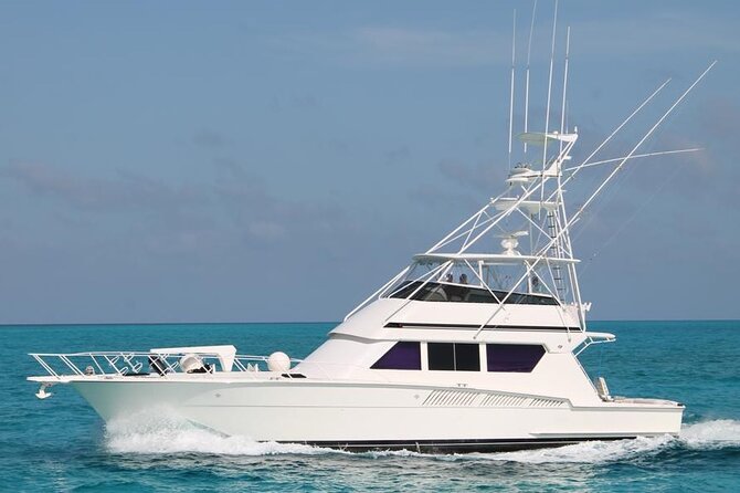 Biggest Luxury Yacht Boat Best in Cancun up to 28 pax - Key Highlights at a Glance