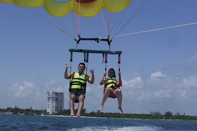 Cancun Adventure: Reef Snorkeling & Parasailing Experience - Small Boat Size: A Max of 10 Can Feel Like a Big Upgrade