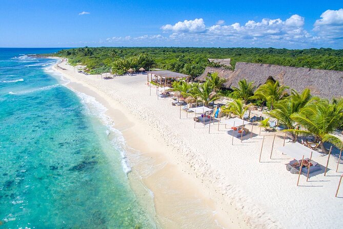 Cancun Airport and Dreams Sapphire Resort & Spa Private Shuttle - Finding Your Host: The Sign, the Meeting Point, and Luggage Help