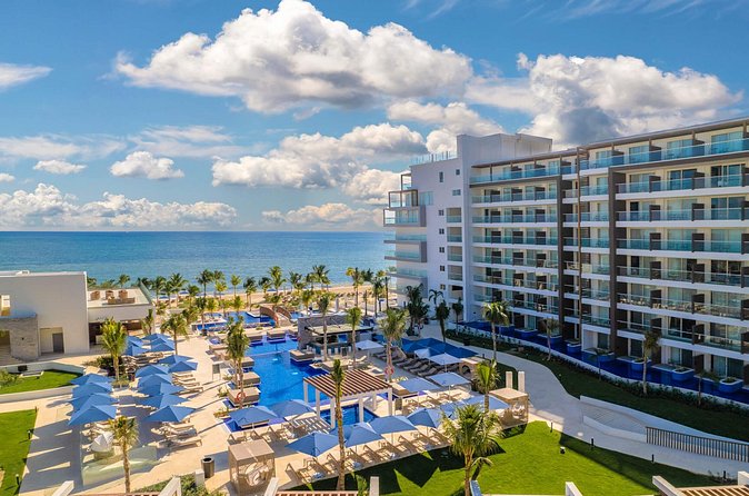 Cancun Airport and Royalton Riviera Cancun Private Shuttle - Who This Private Shuttle Fits Best (And Who Might Want Something Else)