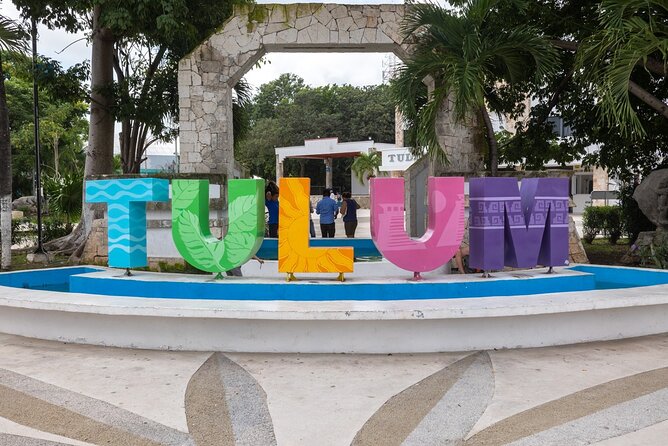 Cancun Airport CUN Arrival or Departure Transfer - Private Ride for Your Group, Plus Van Capacity for Up to 8
