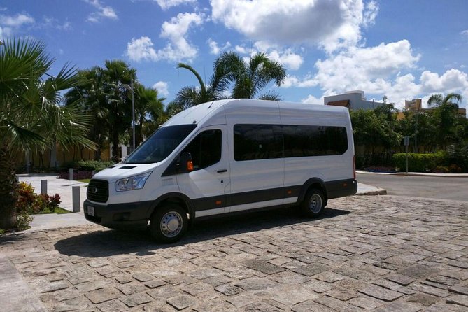 Cancun Airport Private Transfer to Hotels - The Ride Itself: A/C Comfort, Baggage Help, and Cold Drinks