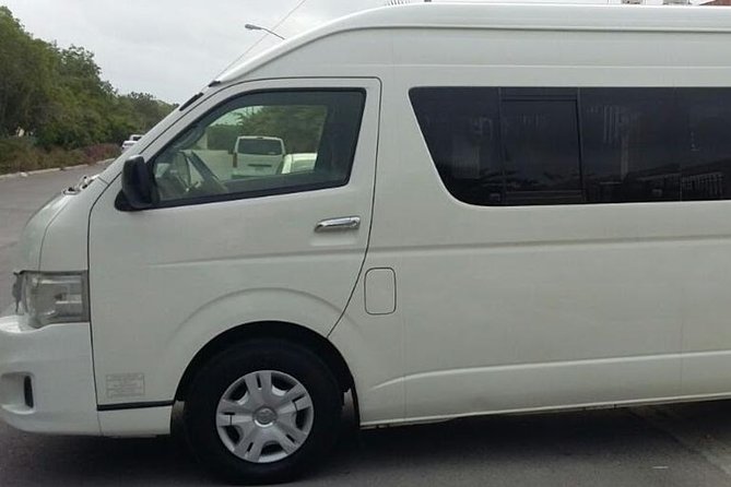 Cancun Airport to Playa del Carmen - What the ride feels like: comfort, Wi‑Fi, and a bottle of water