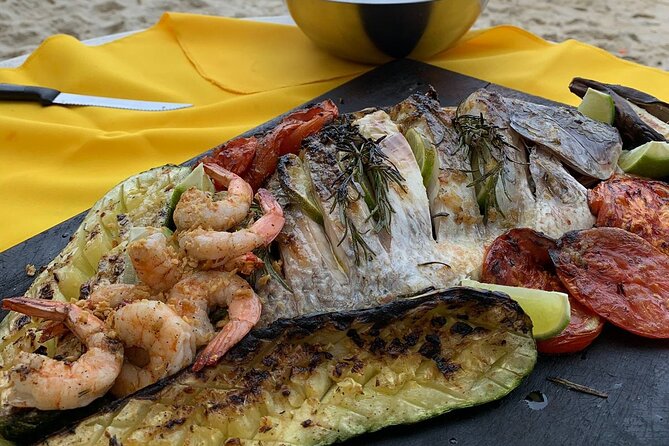 Cancun Beach Seafood Barbecue Class in a Kombi - Drinks included: staying in the fun zone (for adults and non-adults)