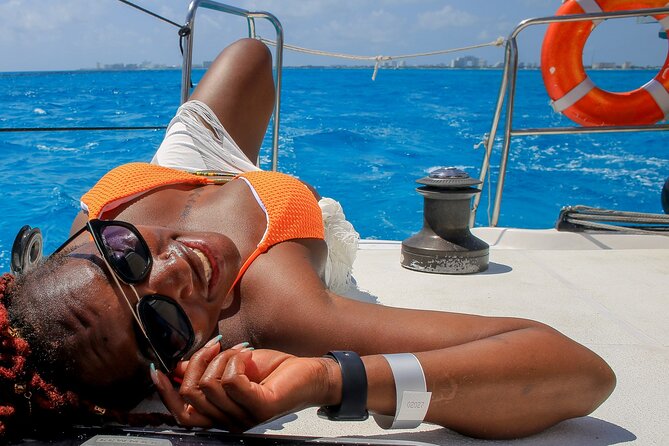 Cancun Catamaran: Sail to Isla Mujeres + Buffet & Drinks - Price and logistics: what you’re really paying for