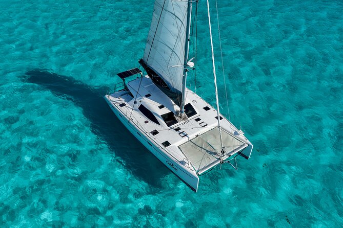 Cancún Catamaran to Isla Mujeres + Snorkel, Open Bar & Lunch - Lunch at the Beach Club: Included Food, Expect Crowds