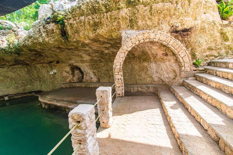 Cancun: Cenotes El Retoño entrance with transportation, lunch, and guided tour. - Guided tour at El Retoño: history you can actually connect to