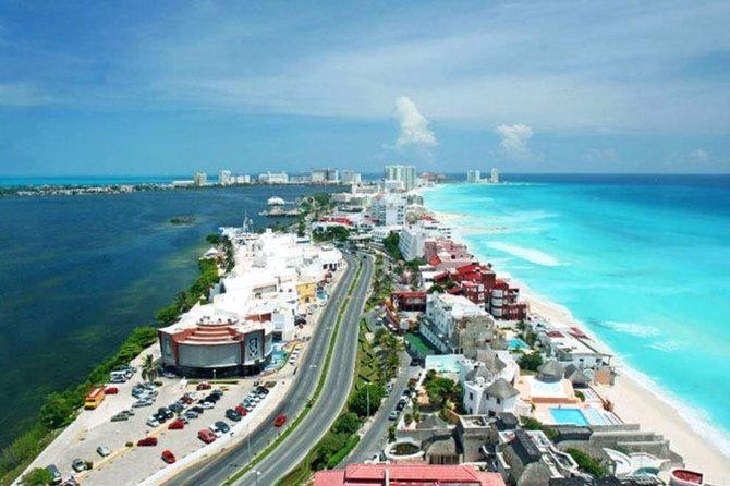 Cancun City Tour by Downtown and Turistic Hightlights on Open Bus - Morning start: pickup, timing, and how not to lose your patience