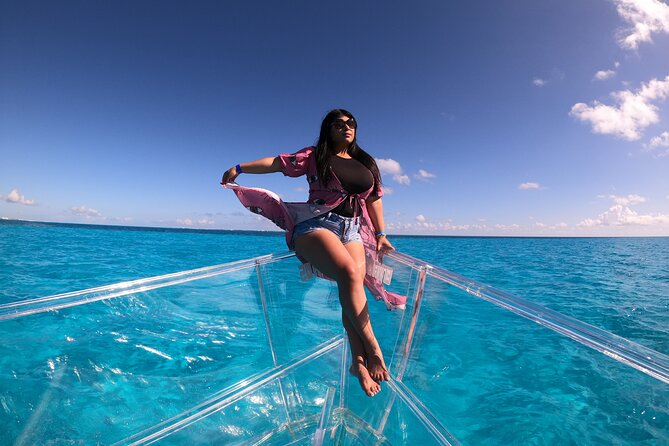 Cancún Clear Boat 90 minutes tour perfect for photos and families - A Clear-Bottom Ride That Fits Photos and Family Schedules