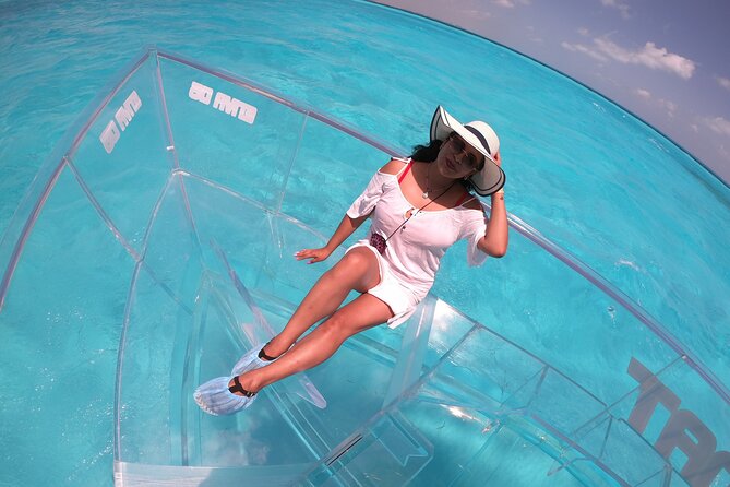 Cancún Clear Boat 90 minutes tour perfect for photos and families - Who This Tour Fits Best (and Who Might Feel Cramped)
