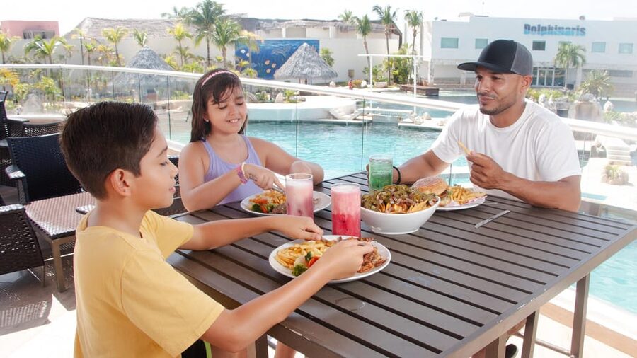 CANCUN: Dolphin Swim Adventure with buffet and soft drinks - Lunch, Soft Drinks, and the Buffet Reality Check
