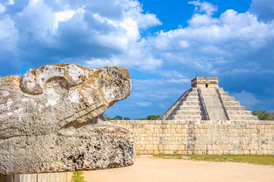 Cancun: Exclusive sunrise at Chichen Itza, expert tour guide - Why the sunrise timing makes Chichén Itzá feel different