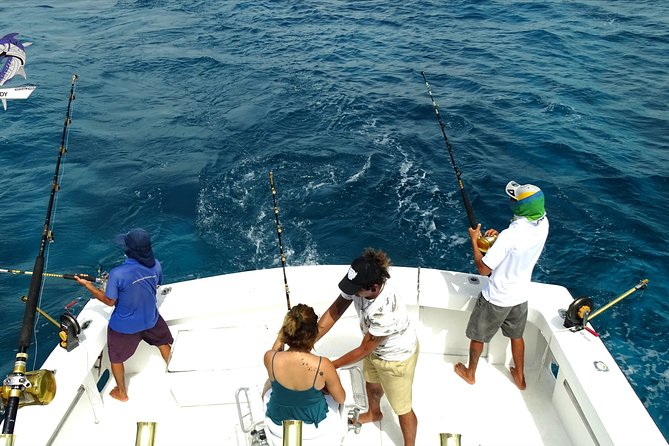Cancun fishing charter if you don't fish you don't pay 46ft yacht 12pax 25P14 - Price and Logistics: Making the Numbers Work for Your Group
