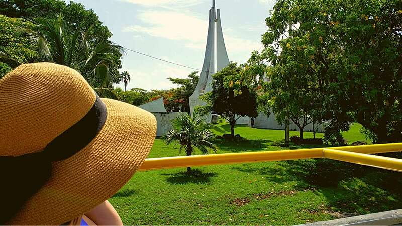 Cancun: Guided City Tour with Shopping by Double Decker Bus - Panoramic double-decker bus route: the views that do the heavy lifting