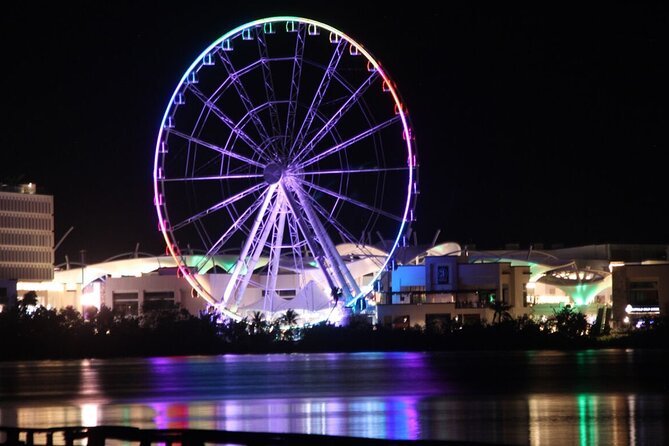 Cancun Guided Sightseeing SkyWheel, Letters and Shopping - Playa Delfines: quick photos, big shoreline energy
