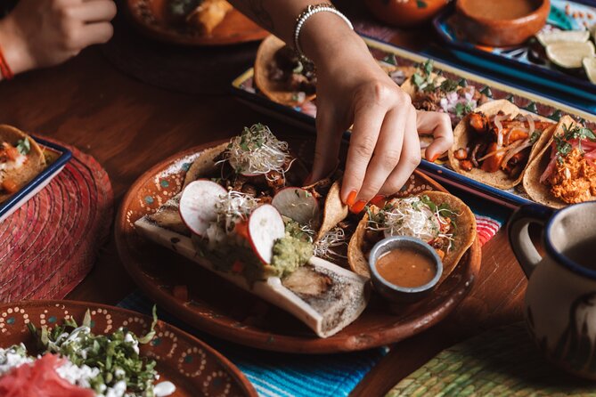 Cancun Guided Unlimited Taco Lunch & Shopping Experience - Ride comfort and group size: what the 4 hours feels like