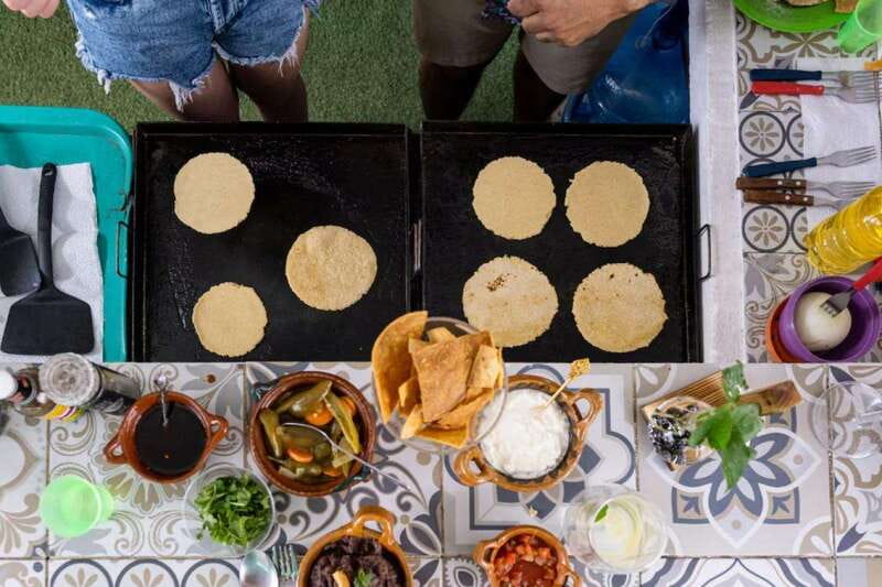 Cancun: Handmade Traditional Mexican Tortilla Making Class - A poolside tortilla workshop that feels like family cooking