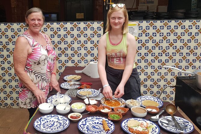 Cancun Hands-On Mexican Cooking Class - Small group energy, big restaurant setting