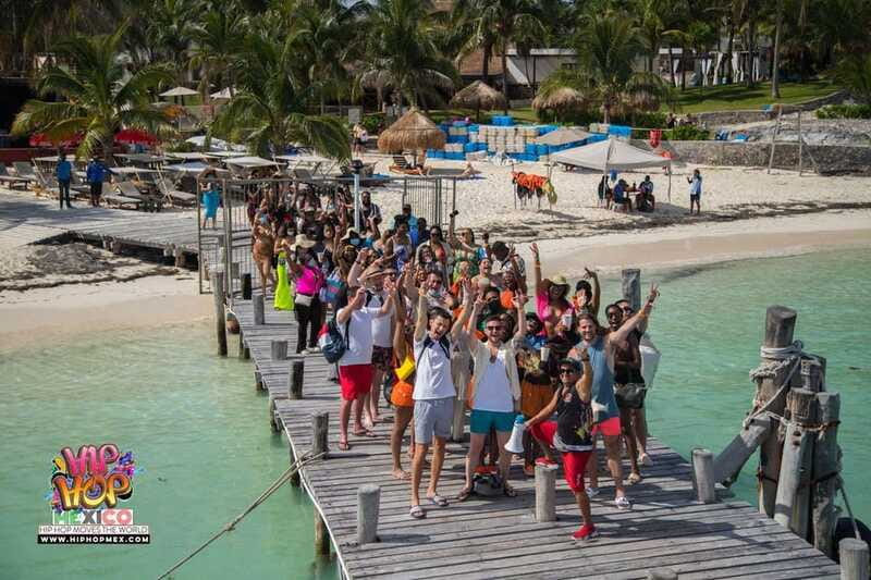 Cancun: Hip Hop Sessions Party Boat Cruise - Swimming and snorkeling in warm turquoise water