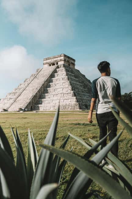 Cancun in its entirety: Chichen Itza ruins, cenote, and Valladolid - Chichén Itzá: seeing more than stonework