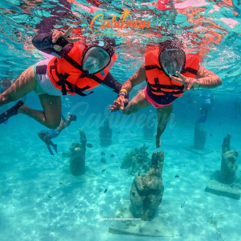 Cancun: Isla Mujeres Catamaran + Coco Bongo Show - Isla Mujeres Town: Walk the Bay, Shop at Your Pace