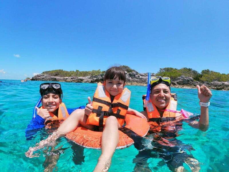 Cancun: Isla Mujeres Catamaran Tour with Open Bar of Drinks - Who should book—and who should skip this catamaran day