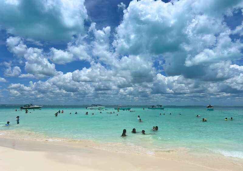 Cancun: Isla Mujeres Catamaran with buffet, drinks & snorkel - Meeting at Marina Cun Maran: the 9:30 start you should respect