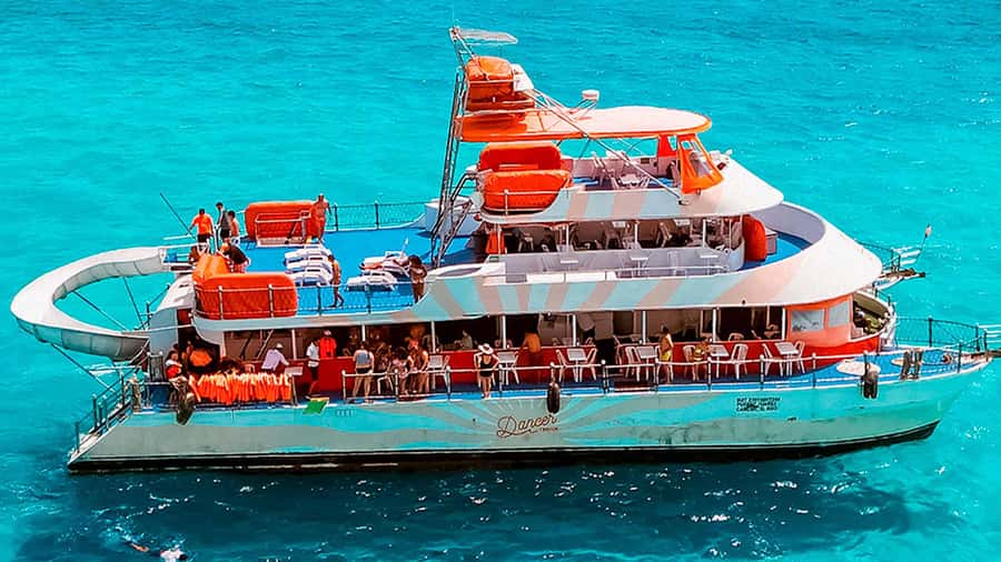Cancun: Isla Mujeres Full Day Dancer Cruise - Zaza Yacht & Beach Club Stop: The Break Between Sea and Island