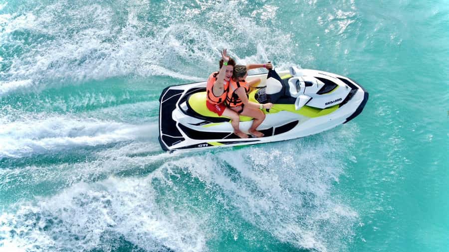 Cancun: Jet Ski Rental in Ocean Side - Solo vs Two Riders: How the Sharing Option Works