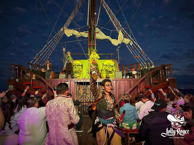 Cancún: Jolly Roger Pirate Dinner Cruise 2025 - Key Things That Make the Jolly Roger Different