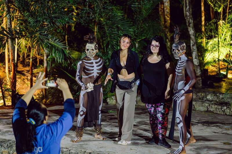 Cancun or Merida: Day of the Dead with Taco buffet - FAQ