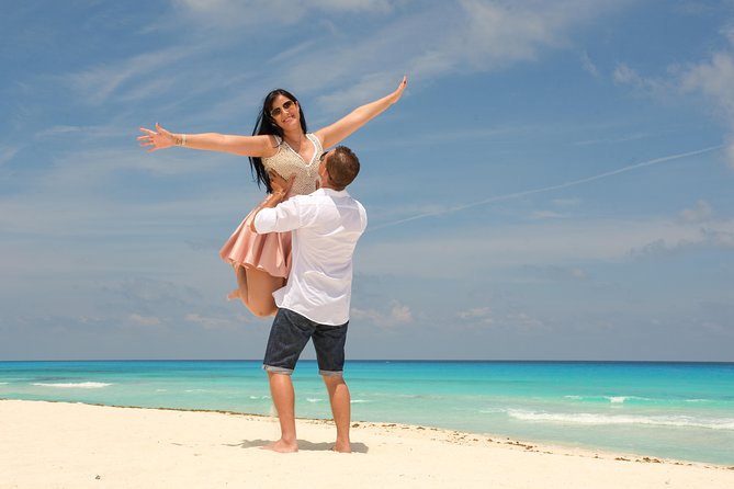 Cancun Photo Session - Private Cancun Beach Photos: A Practical Way to Get Real Keepsakes