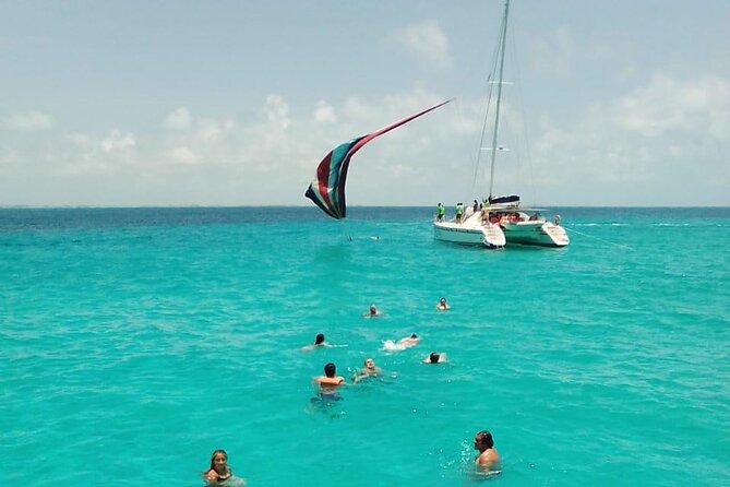Cancun Sailing Catamaran Islas Mujeres With Luxury Beach Club - Beach Club on Isla Mujeres: Pool, Shade, and a Proper Meal