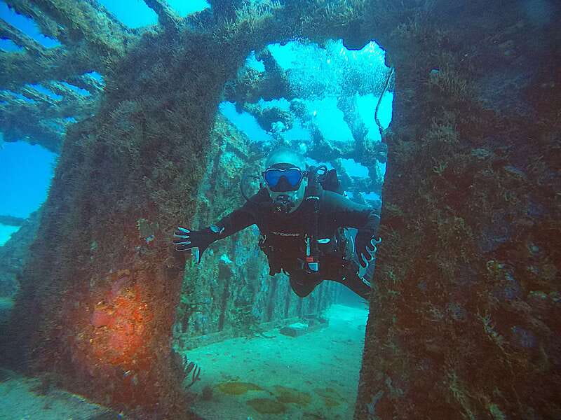 Cancun: Scuba Diving for Certified Divers, 3 options to dive - Option 1: MUSA Underwater Museum + Manchones Reef (shallow, beginner-friendly)