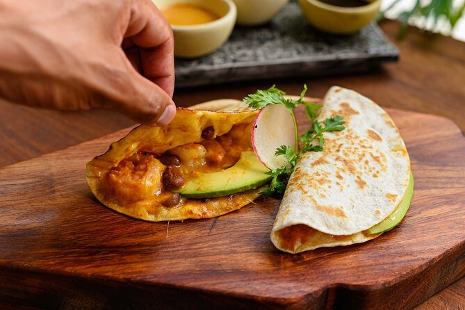 Cancun Seafood Lovers Tour - How the two later stops keep the tasting fun