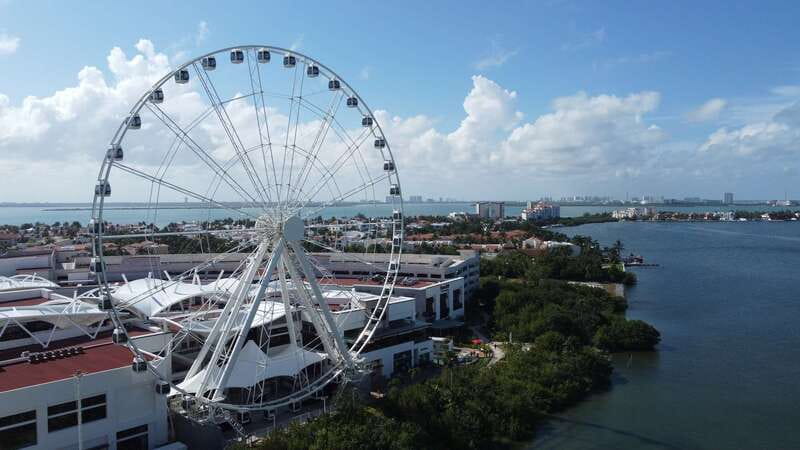 Cancún: Sky Wheel Pass GO - Plaza La Isla: why this pass is so easy