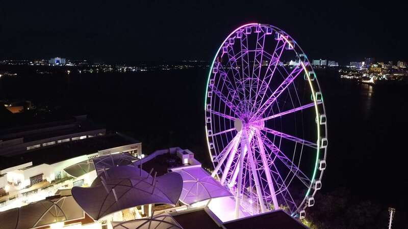 Cancún: Sky Wheel Pass GO - Mirror Maze: the interactive visual challenge