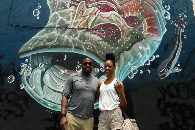 Cancun Street Food Tour with Food Stalls, Local Market and Murals - Stop 3 at Lonchería El Pocito: Yucatecan Flavors Like Barbacoa and Salbute