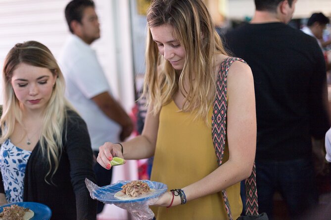 Cancun Street Food, Urban Art and Local Market Experience - Stop 2 at Mercado 23: Downtown Market Life, Not Just a Photo Stop