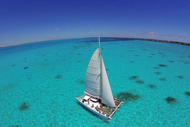 Catamaran Adventure in Cancun - Stop 2: Museo Subacuatico de Arte snorkeling (45 minutes of underwater art)