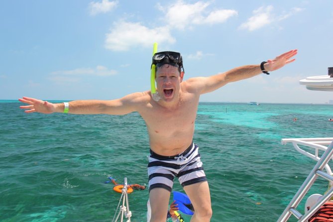 Catamaran Group Sightseeing, Snorkeling Tour Isla Mujeres - Stop 3: Playa Norte—iconic beach time in a tight window